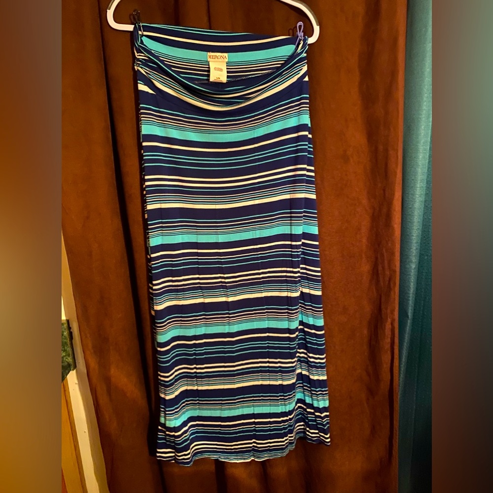 Women’s long skirt size XL